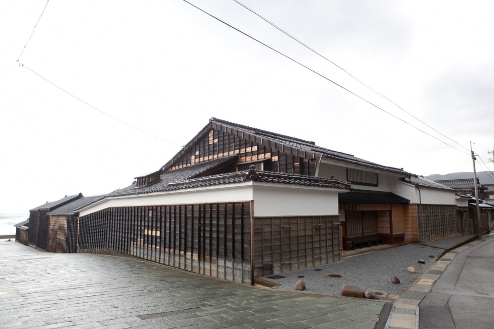 輪島市天領黒島角海家