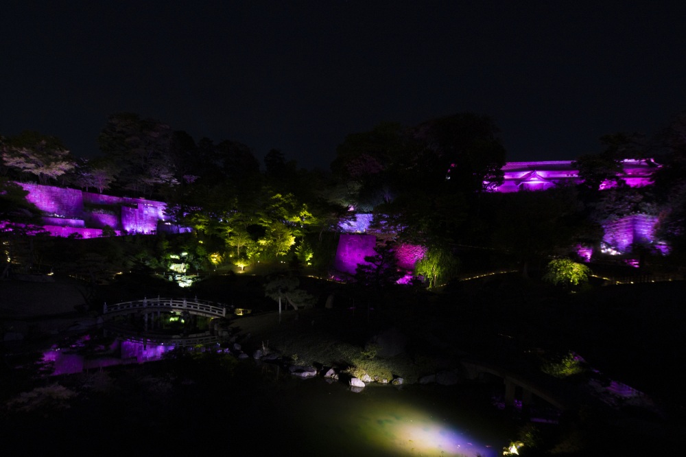 金沢城公園・玉泉院丸庭園ライトアップ（春）