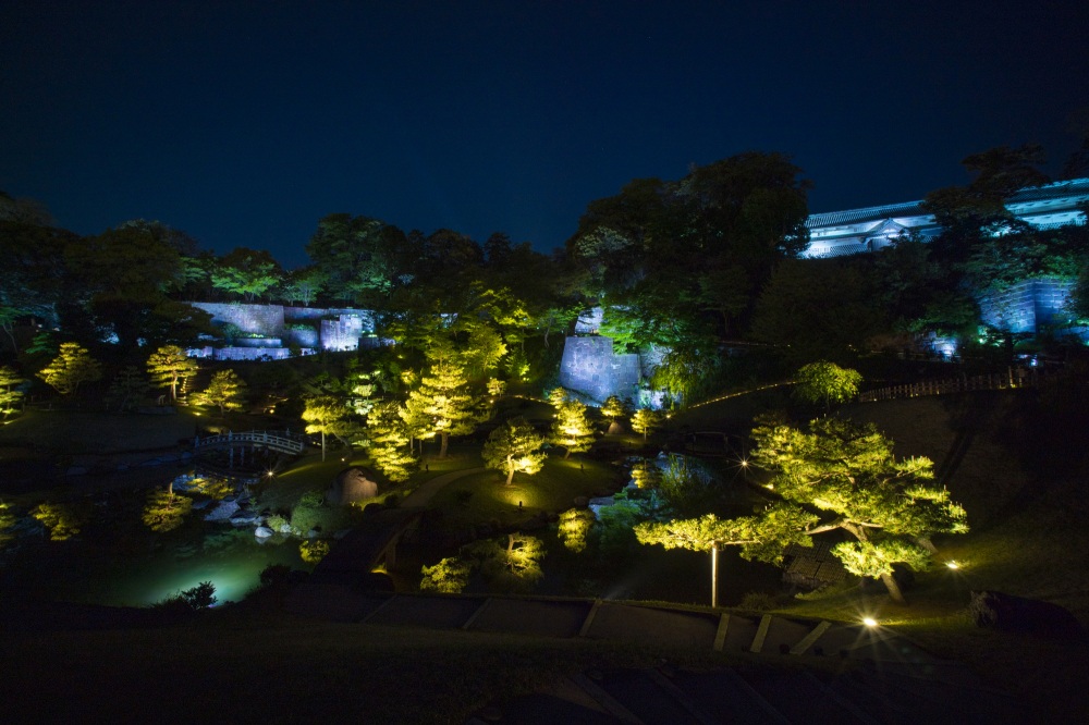 金沢城　玉泉院丸庭園・ライトアップ（春）