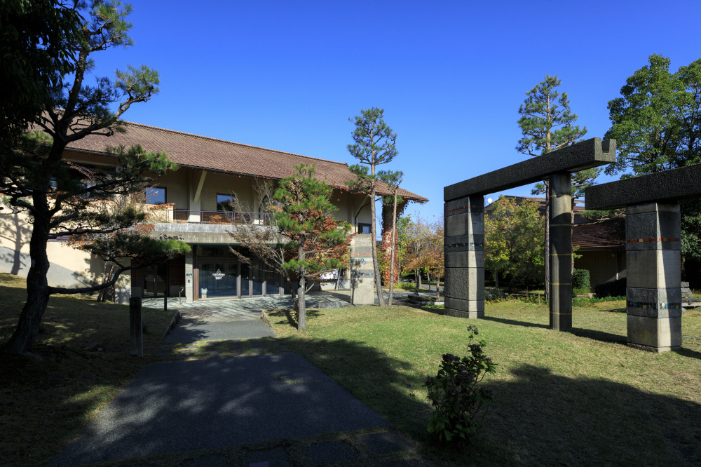 石川県九谷焼美術館