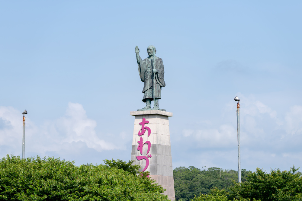粟津温泉　泰澄大師像
