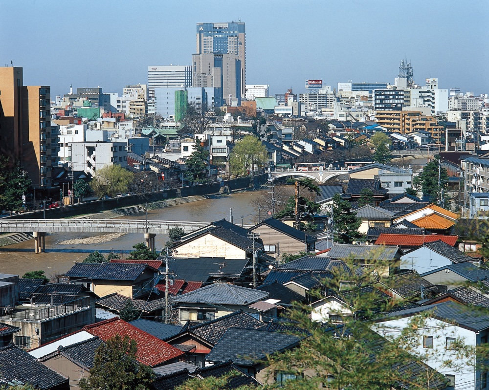 卯辰山より 金沢市内遠景
