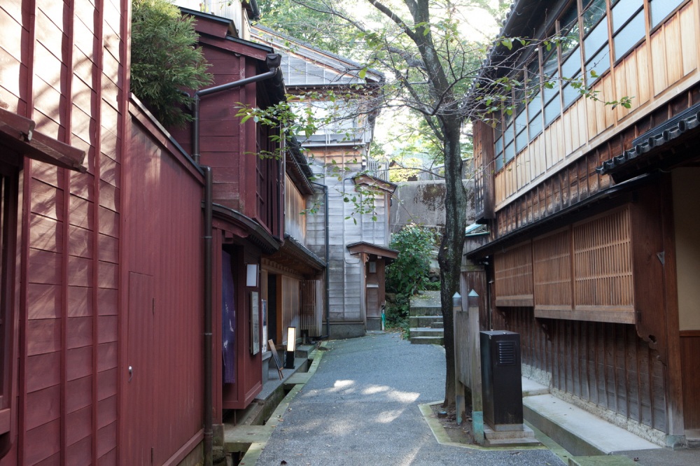 金沢市主計町（重要伝統的建造物群保存地区）