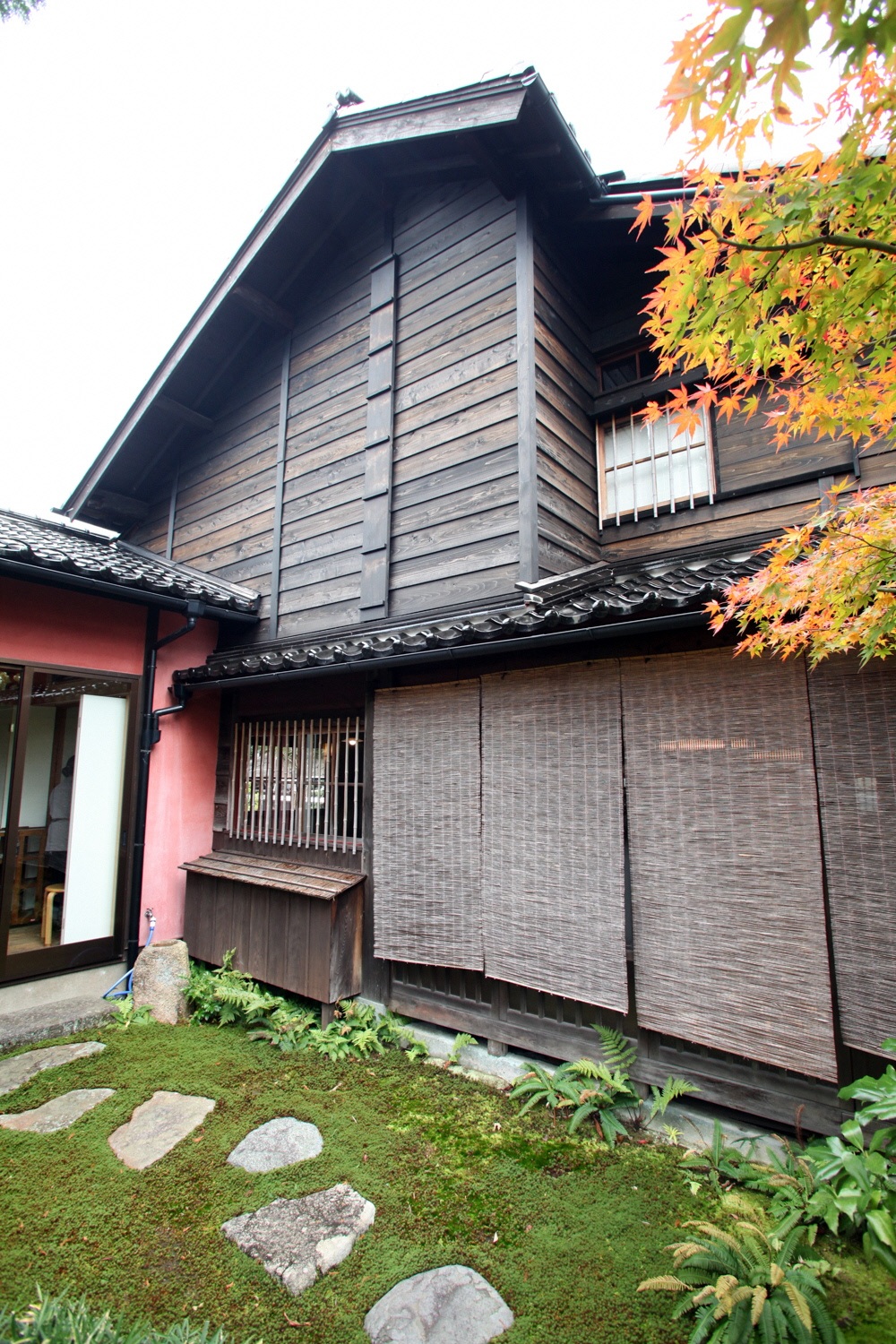 魯山人寓居跡いろは草庵