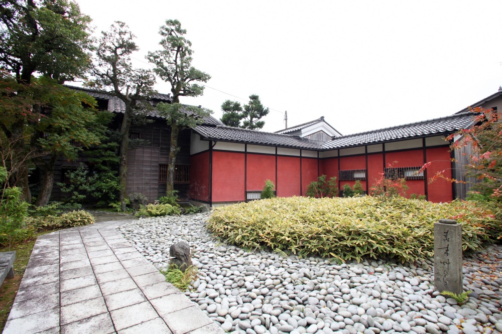 魯山人寓居跡いろは草庵