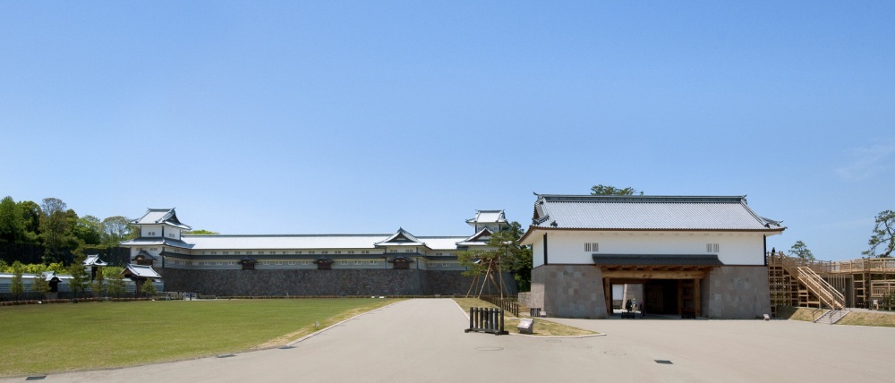 金沢城公園　河北門