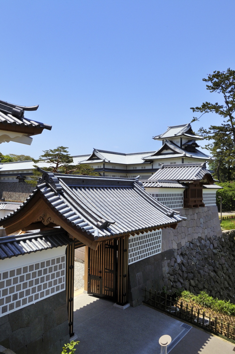 金沢城公園　河北門