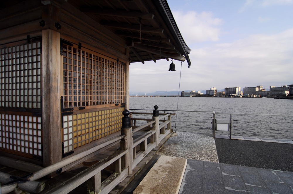 片山津温泉/浮御堂