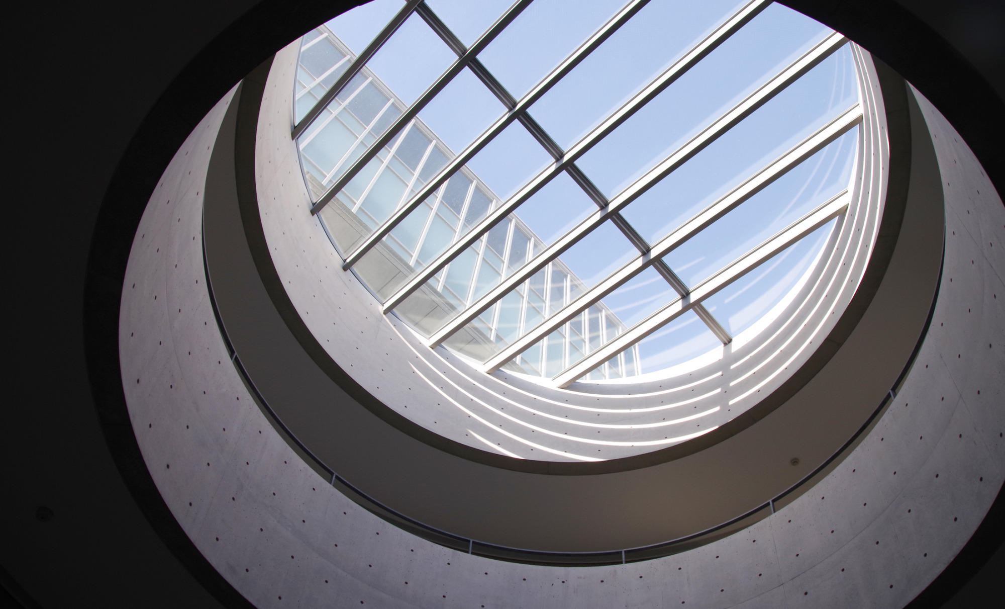 【能登ドライブ】かほく〜七尾の建築とアート巡り。西田幾多郎記念哲学館・七尾美術館・能登食祭市場