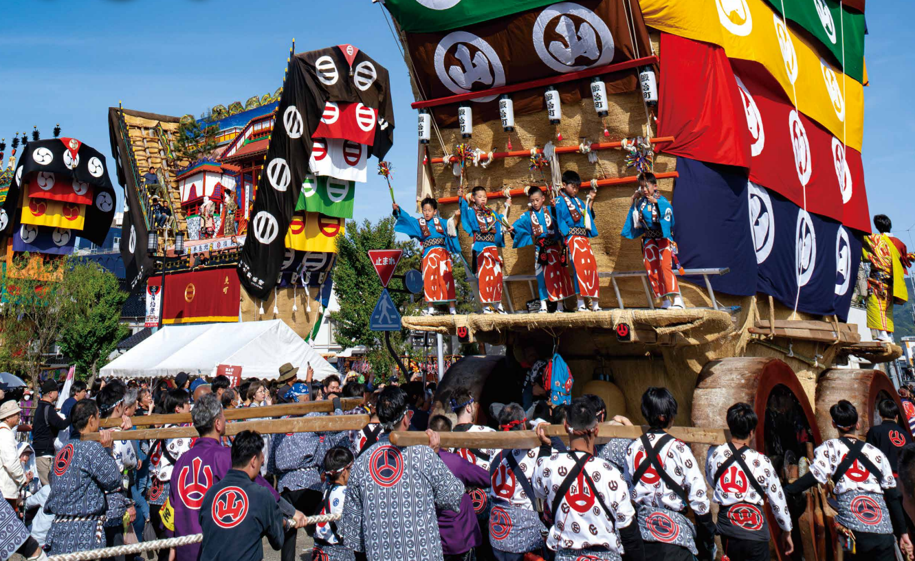 能登の曳山祭特集！～巨大な神輿が街を練り歩く春の風物詩～