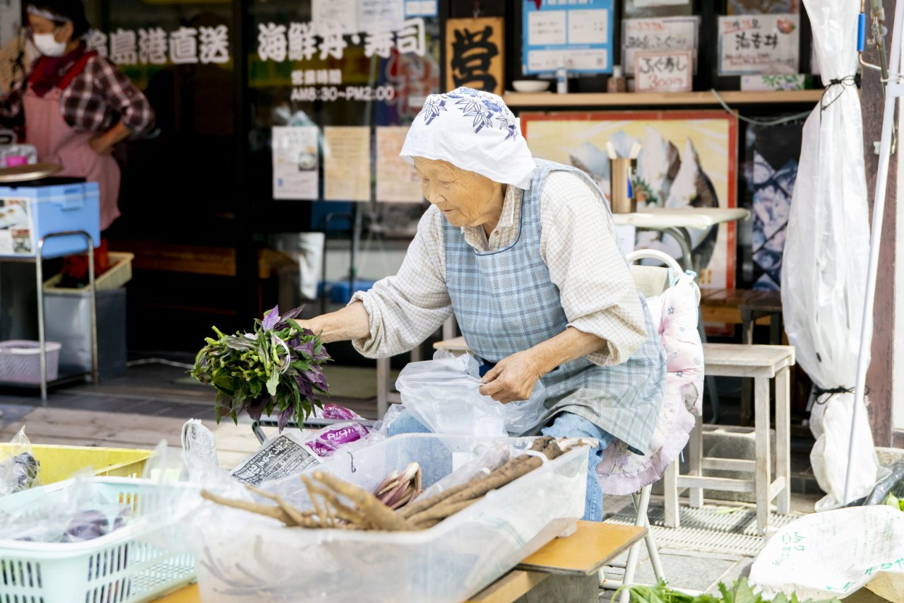 「輪島の朝市」に出かけよう！