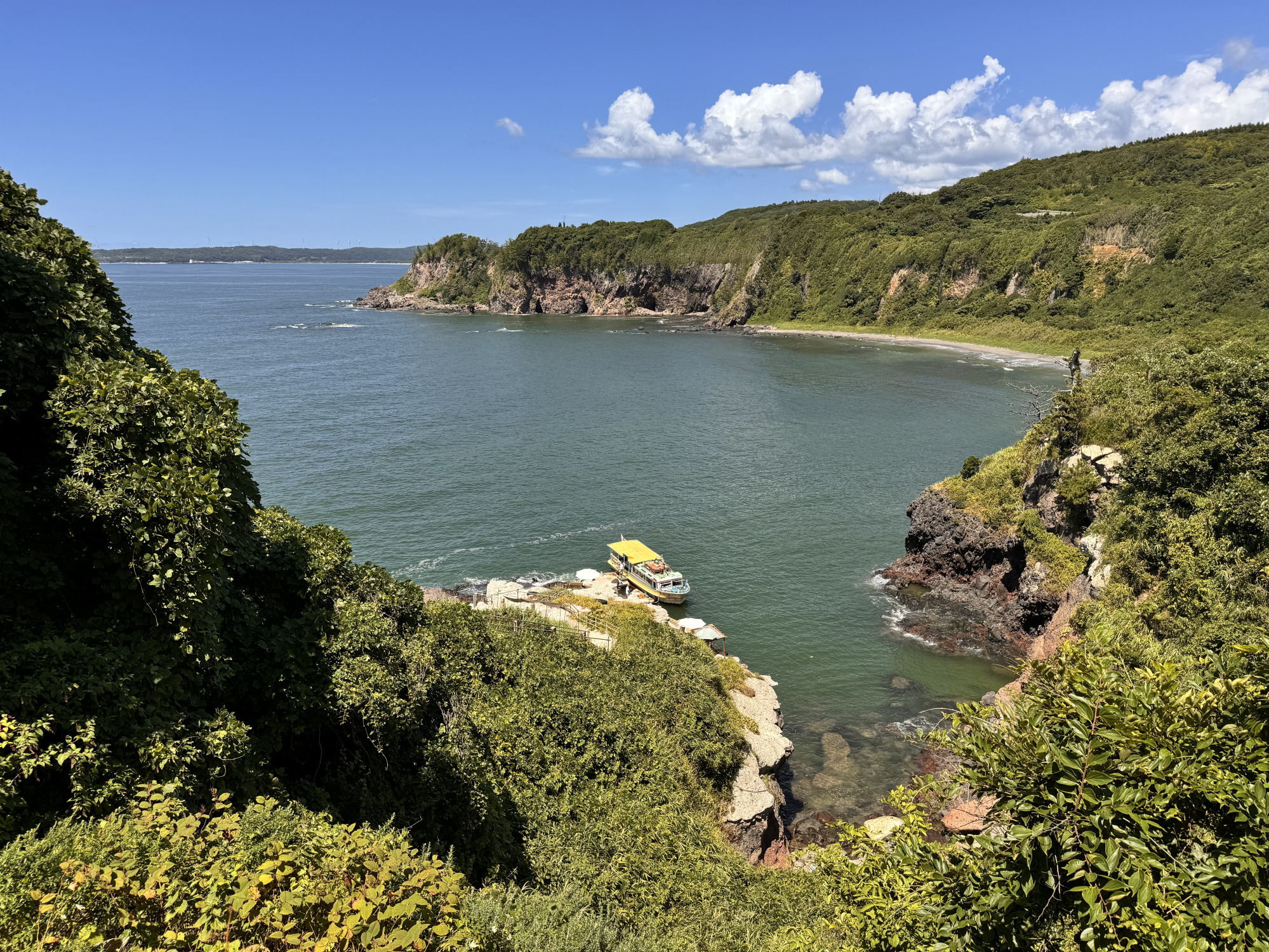 能登金剛遊覧船　巌門クルーズ