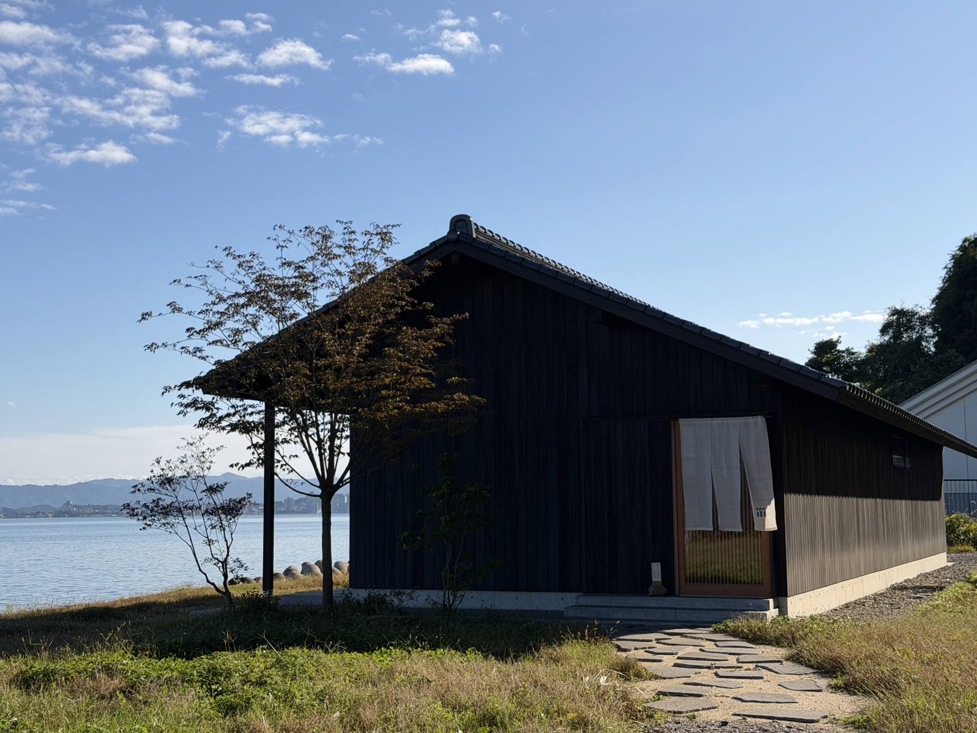 umitohonto 海と本と、