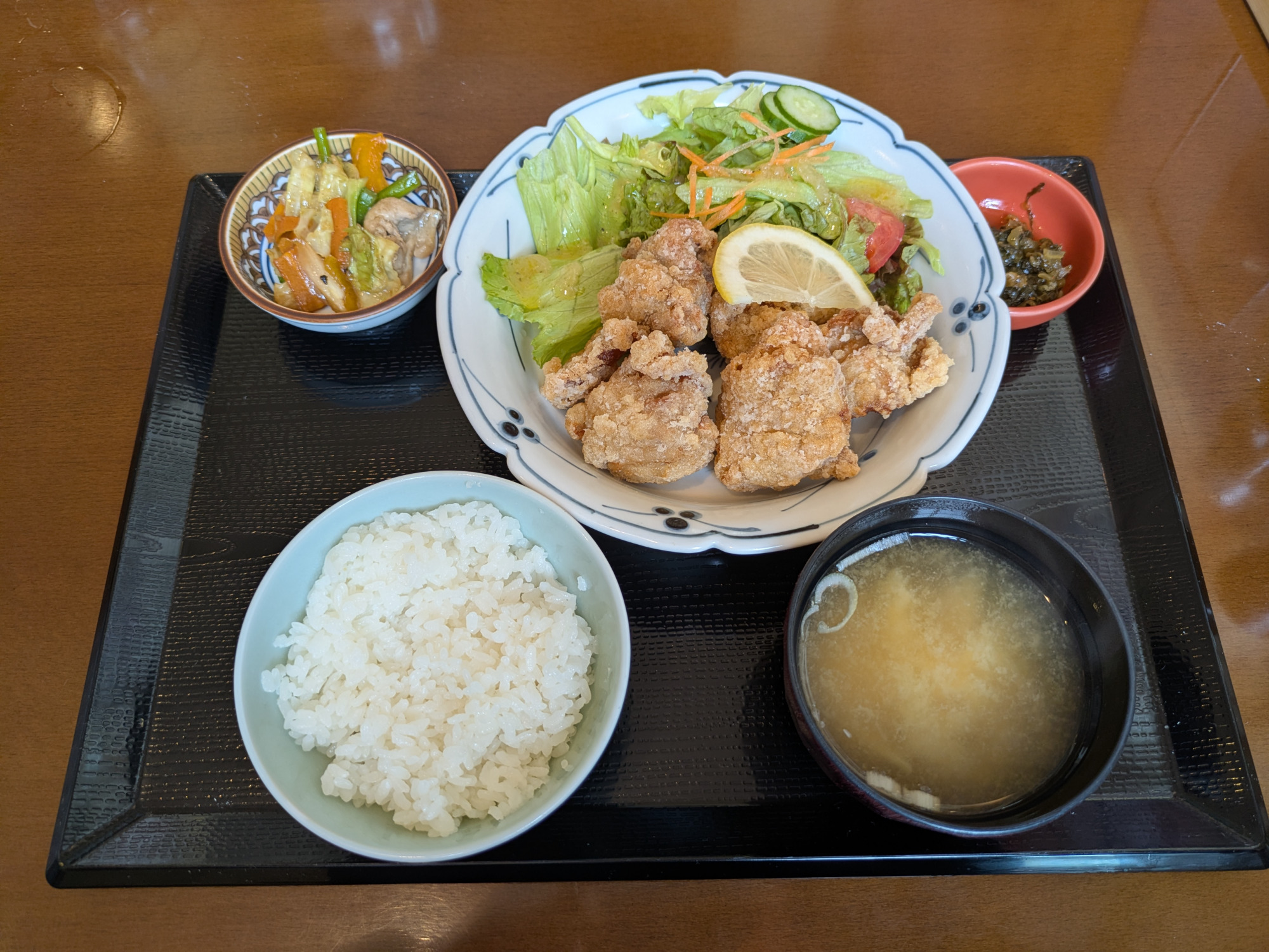 いしるに漬けた能登の唐揚げ定食