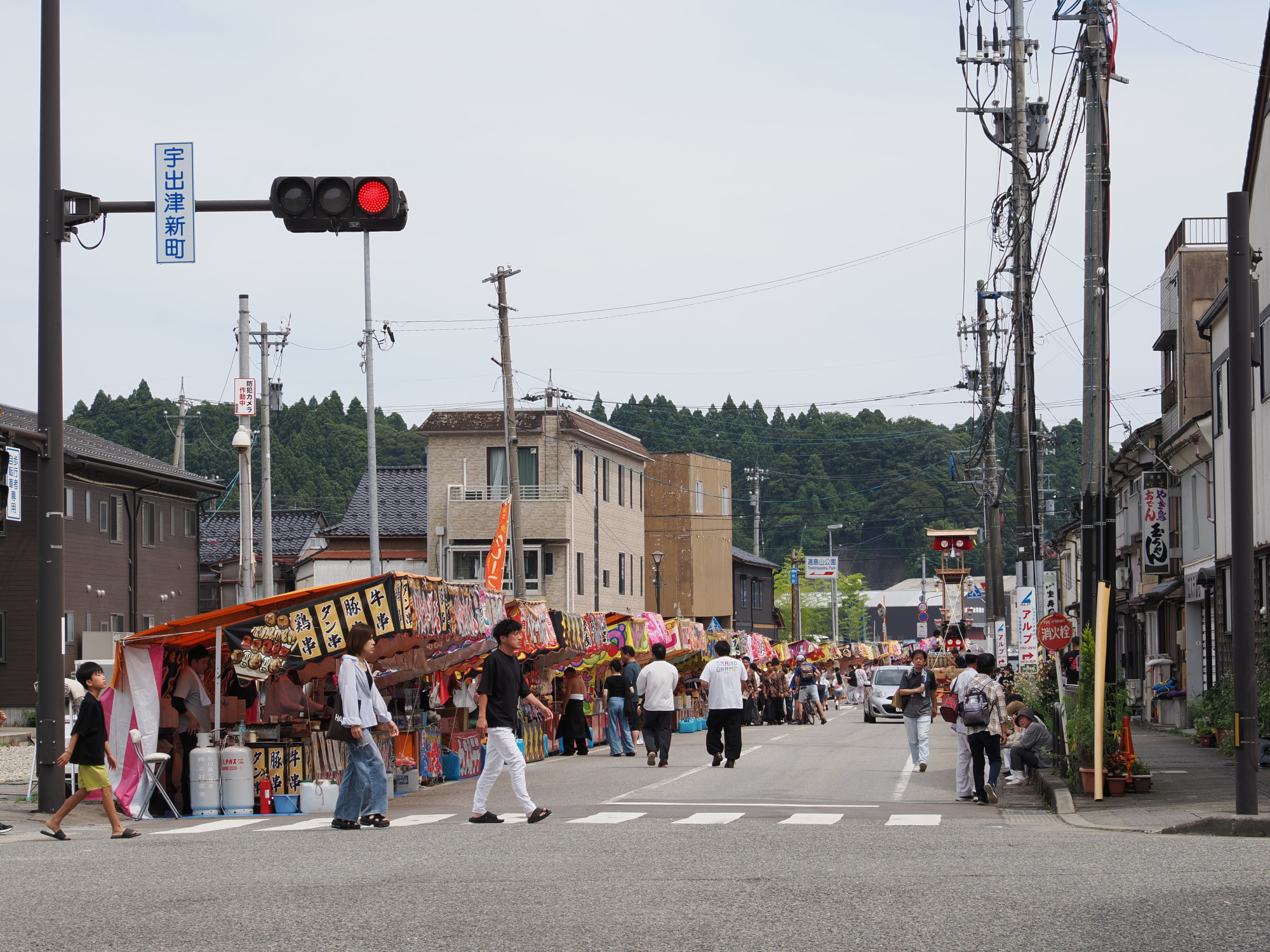 たくさんの屋台が楽しめるのもあばれ祭りの魅力