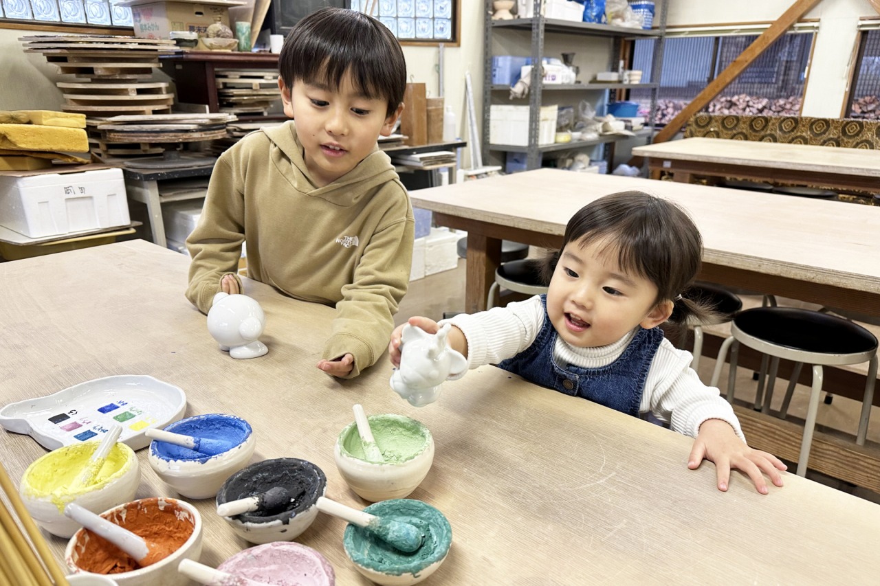 九谷焼美術館で九谷焼絵付け体験｜石川県能美市