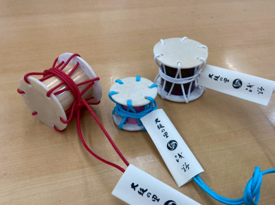 金沢で伝統工芸体験｜石川県観光物産館で和菓子作り・締太鼓作り・加賀八幡起上りの手描きに挑戦！