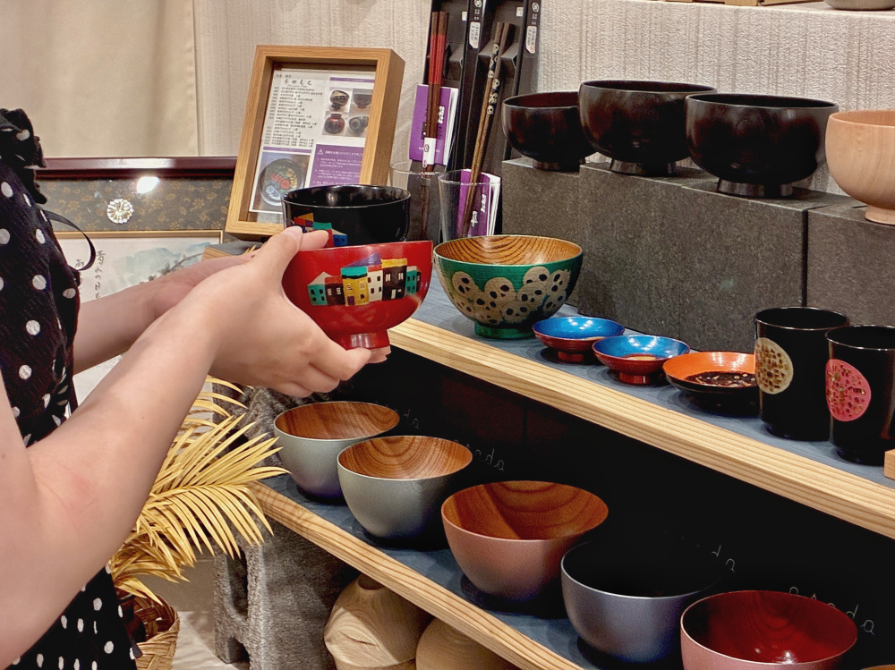 山中温泉で工芸にふれる旅｜山中漆器・ろくろ体験・器めぐりを楽しむ温泉街さんぽ