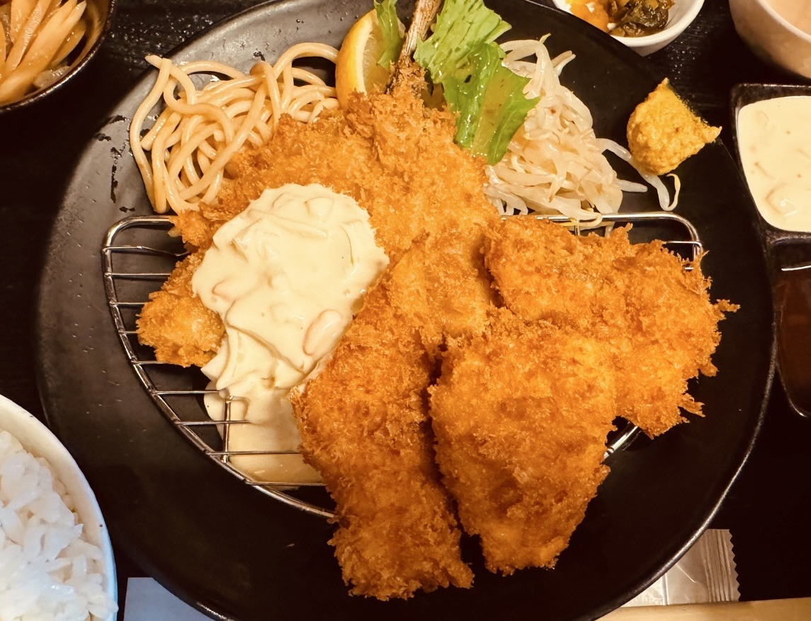 ミックスフライ定食