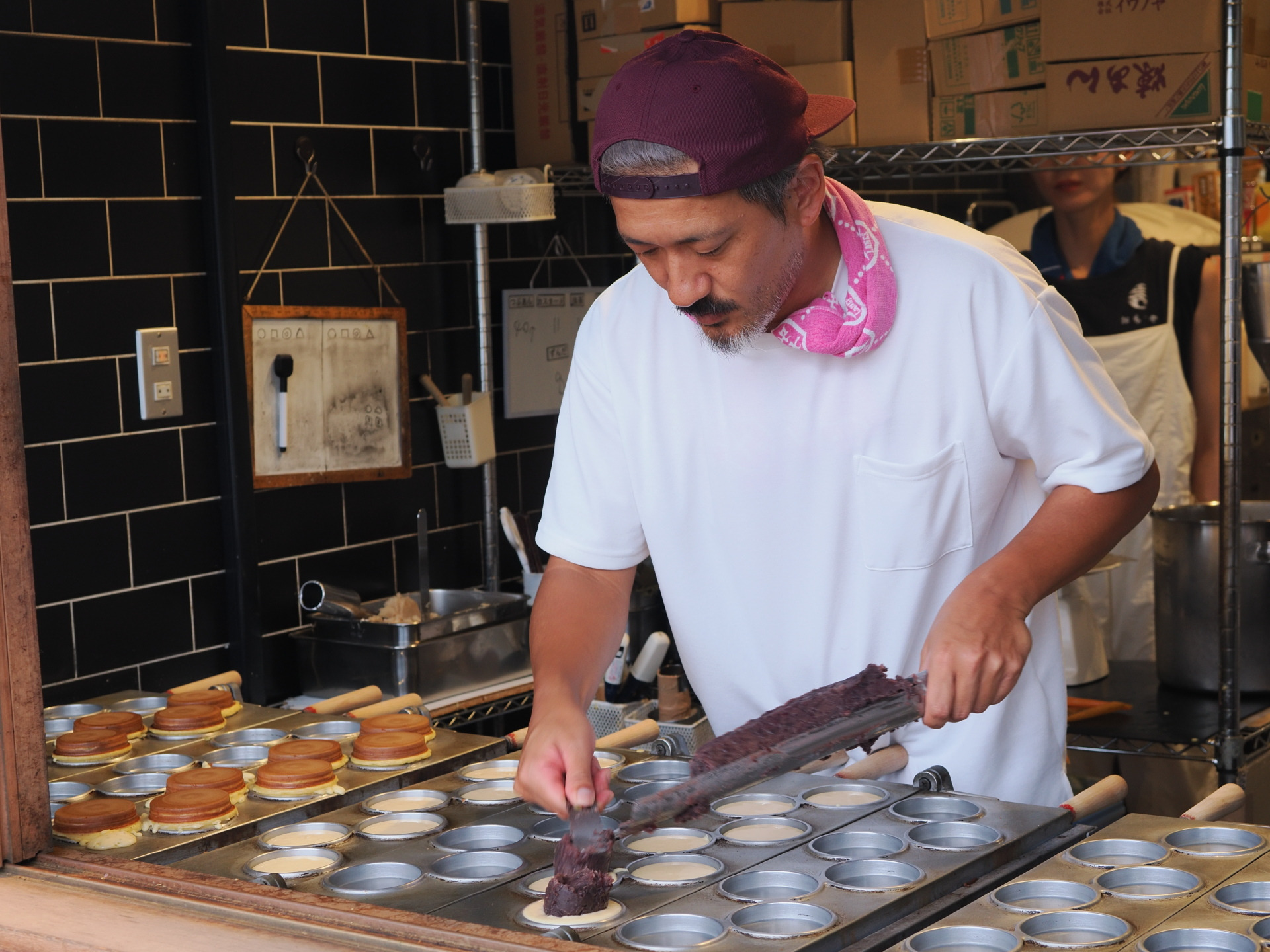 副店長さんが心を込めて焼いてくれます