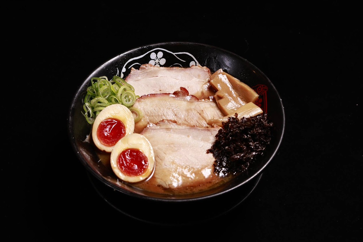 人気No. 1の特製中華そば