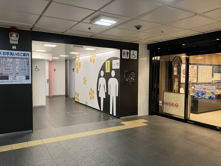 改札内外に設置