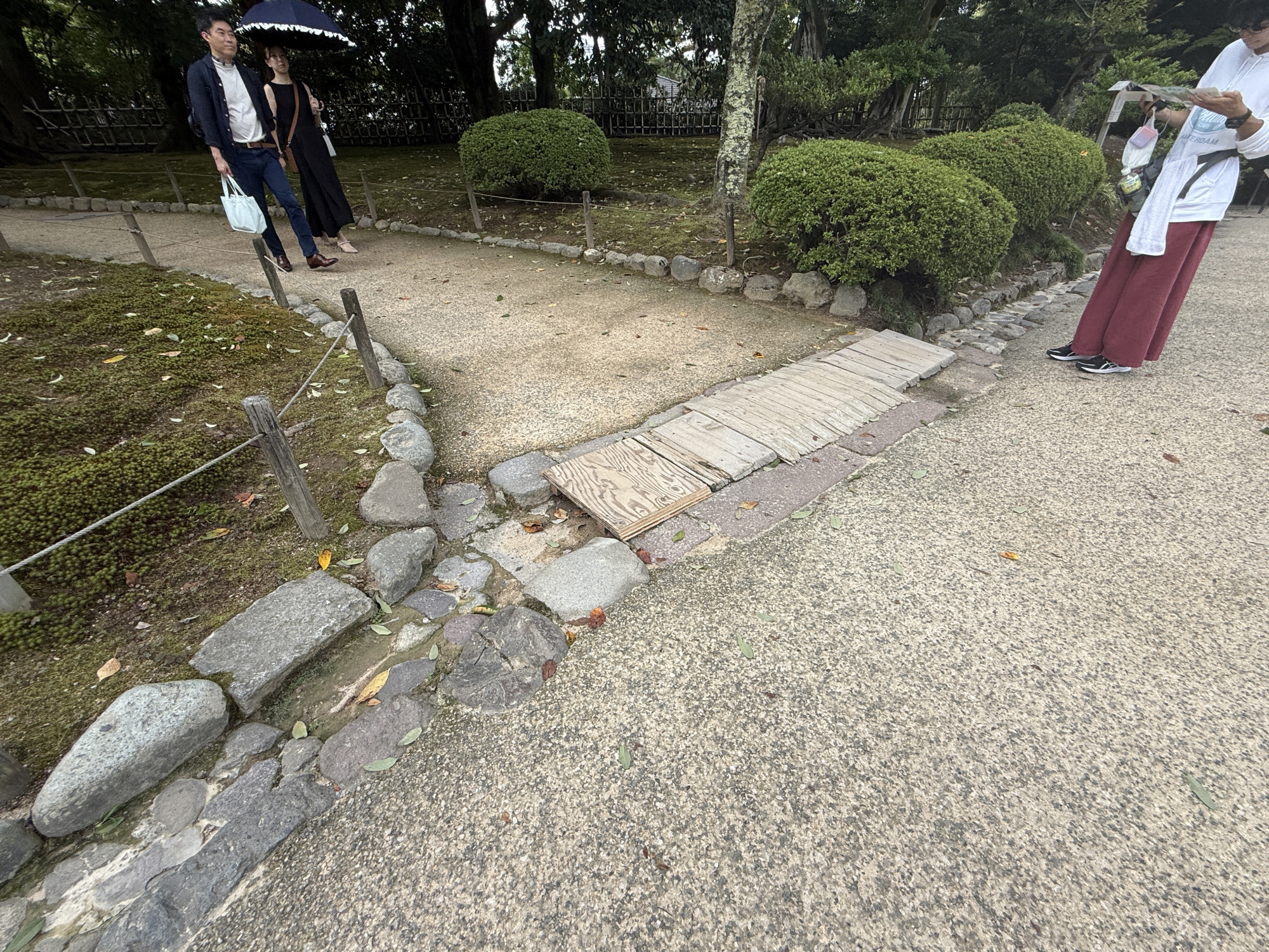 トイレに向かう通路