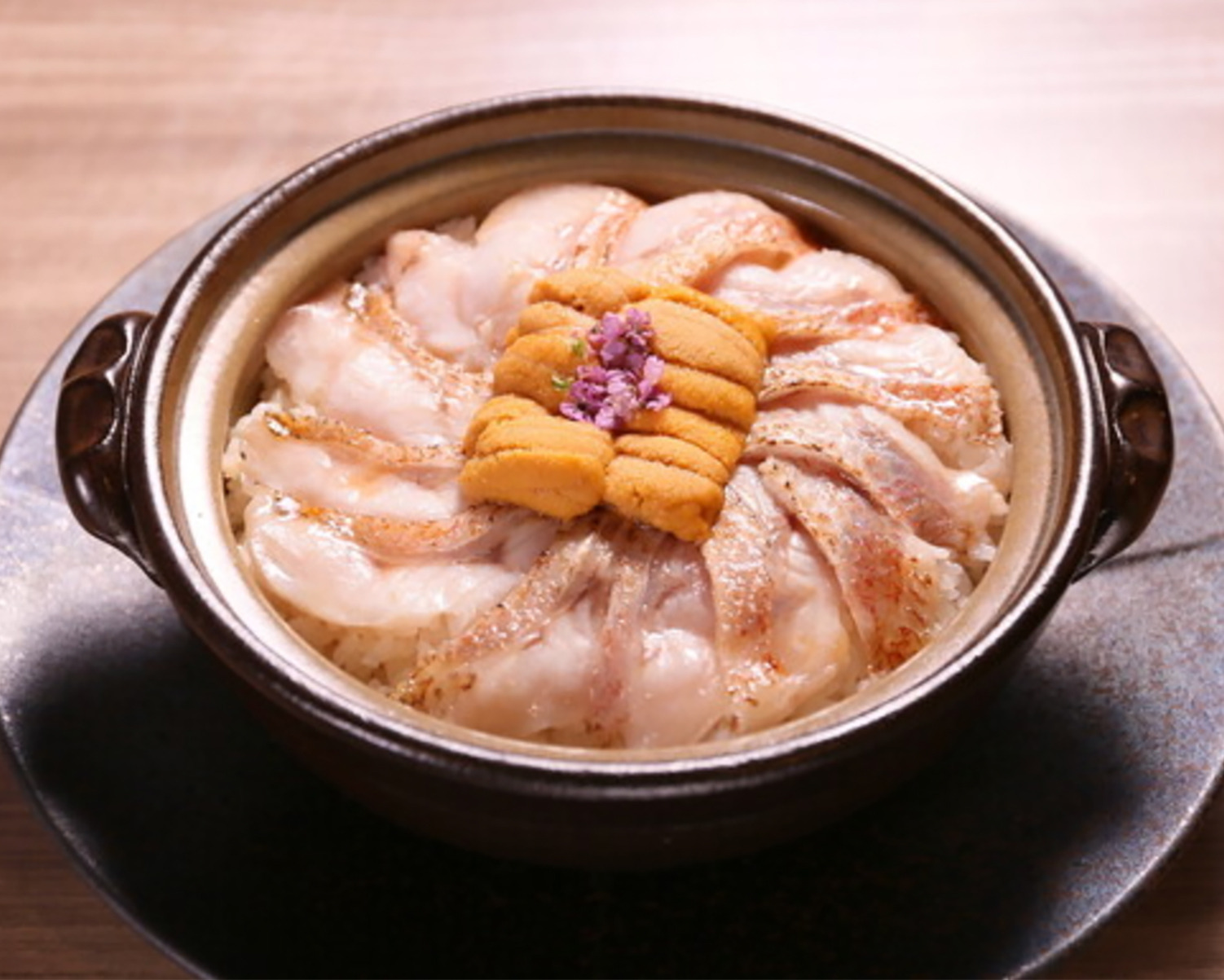 雲丹とのどぐろ