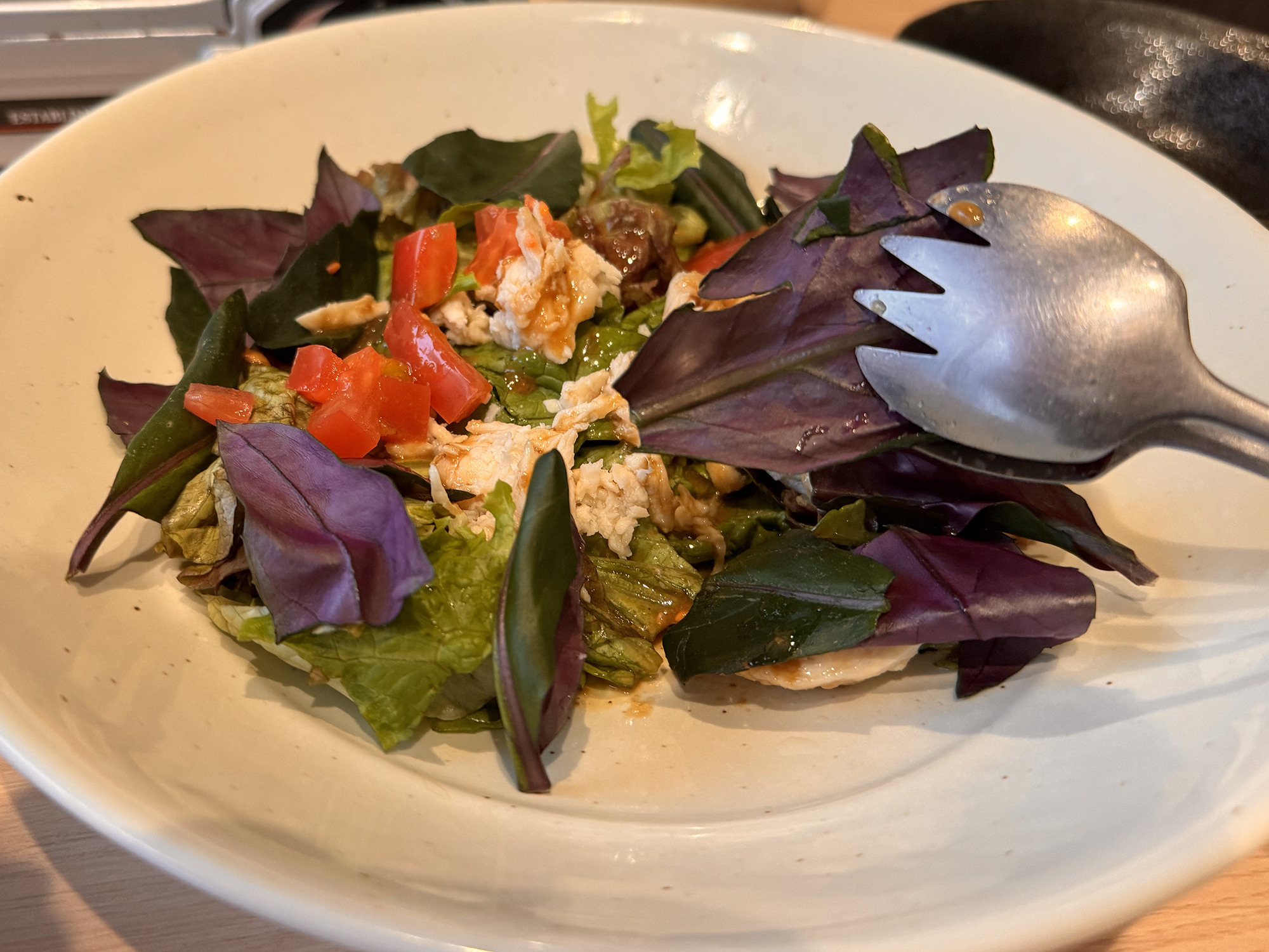 加賀野菜と蒸し鶏自家製ゴマドレサラダ