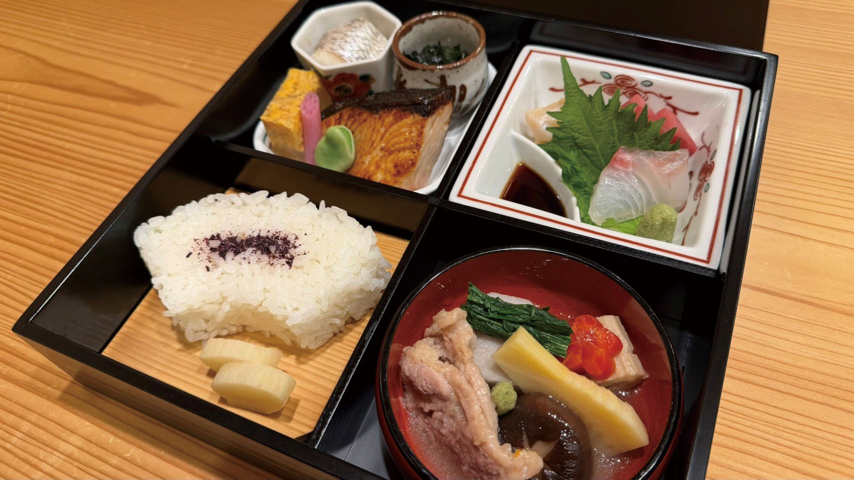 加賀百万石の文化を体験！加賀料理と城下町金沢さんぽ 2日間