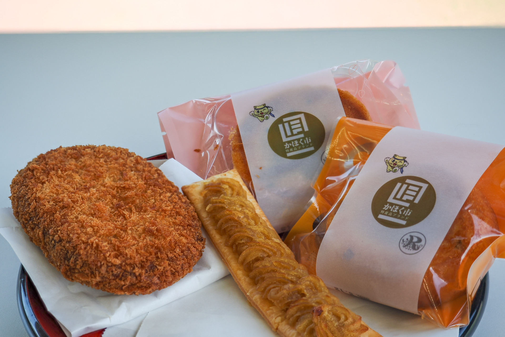 かほっくりを使用したスイーツとコロッケ