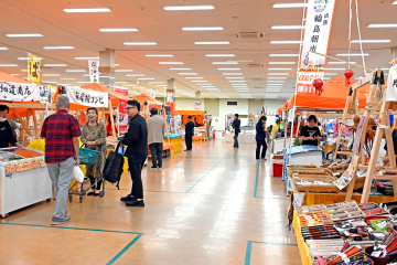 出張輪島朝市　ワイプラザ輪島店