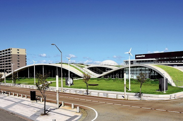 ＜辰口温泉＞サイエンスヒルズこまつ　ひととものづくり科学館