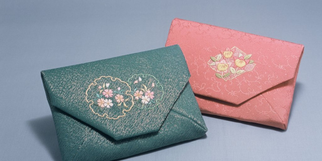 上品な刺繍「加賀繍（ぬい）」