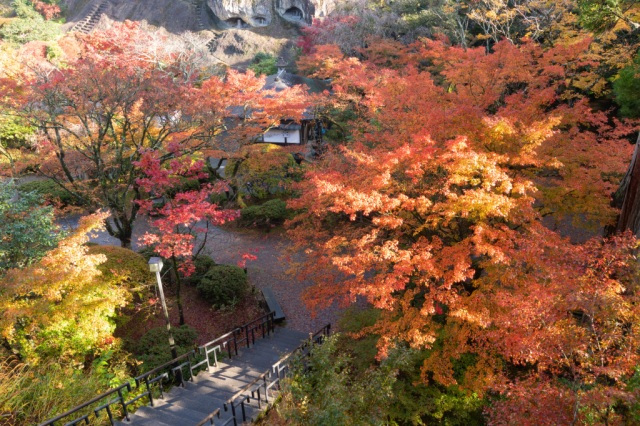 紅葉の名所・那谷寺を朝に散策（小松市）