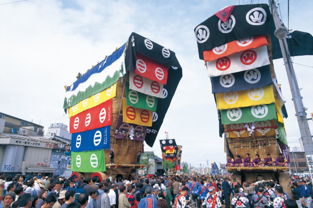 能登の初夏を彩る「青柏祭」