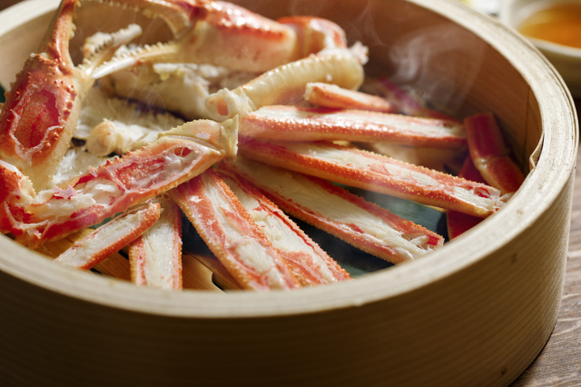 2026年最新！近江町市場で食べ歩きおすすめ10店【マップ付き】