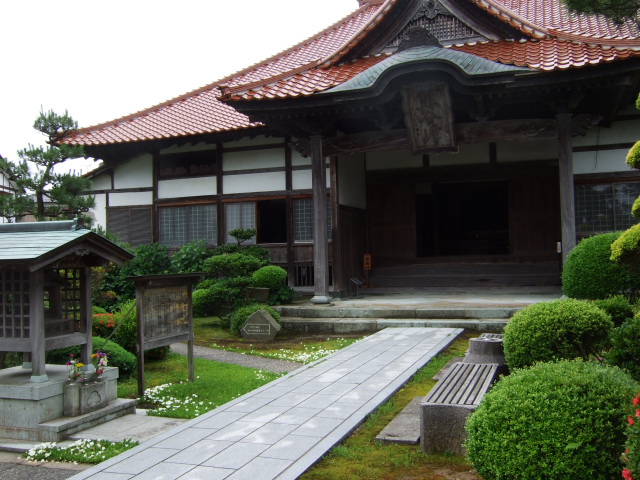 山ノ下寺院群散策と九谷焼美術館茶房でホッといっぷく！　※ガイドの都合により、全日程中止