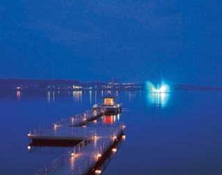 片山津温泉・浮御堂