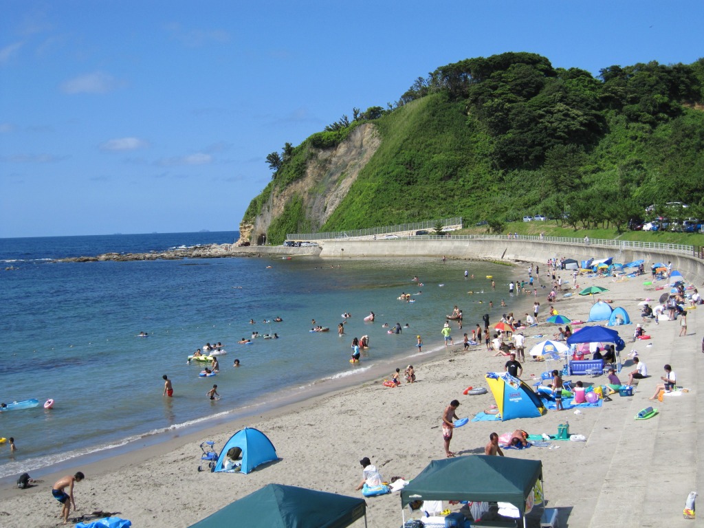 袖ヶ浜キャンプ場(GW・夏季のみ) ※令和6年(2024年)能登半島地震の影響により当面の間臨時休業中