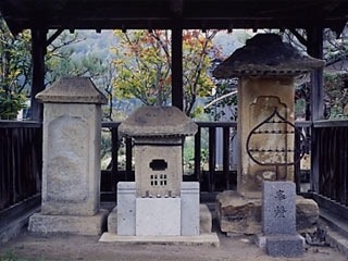 仏御前屋敷跡・仏御前墓