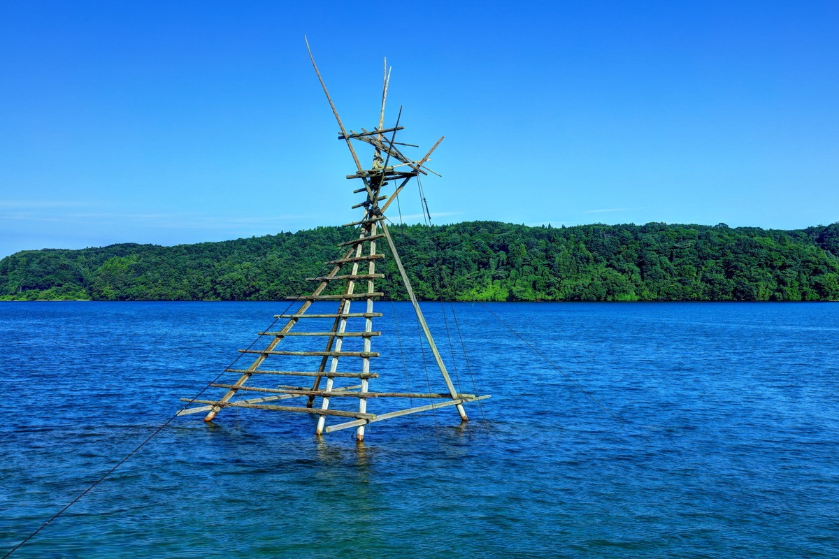 原始的な漁法、ボラ待ちやぐら。