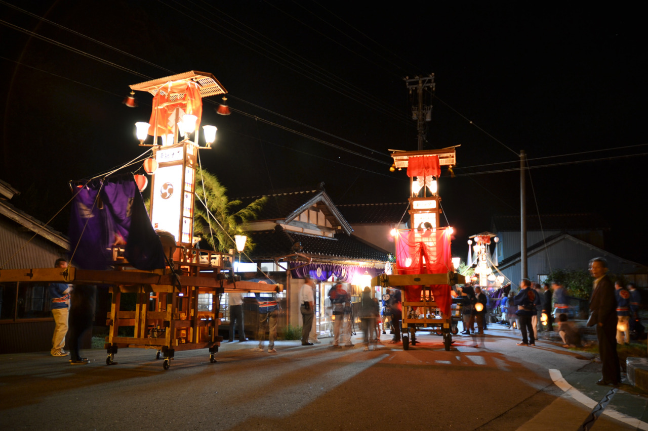 中居キリコ祭り