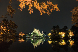 兼六園ライトアップ（秋の段）