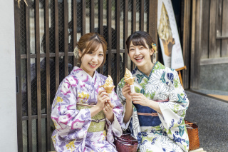 金沢を代表するグルメとなった「金箔のかがやきソフトクリーム」