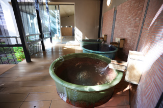 庭園浴場【花廻湯】壺湯