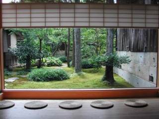 魯山人寓居跡 いろは草庵（内観）