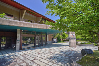 石川県九谷焼美術館（外観）
